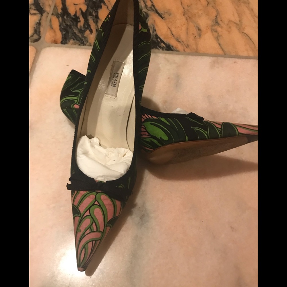 Prada runway heels size 36 / 6 US. * Very rare and ABSOLUTELY STUNNING!